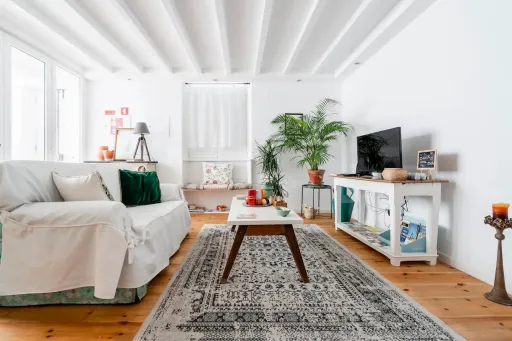 Image for article 10 Best Airbnbs in Faro, Portugal to Book in 2024