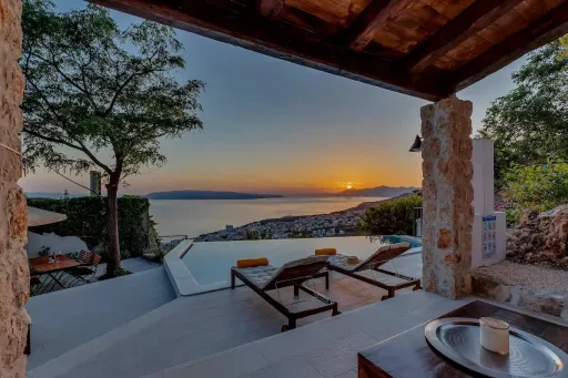 Image for article 8 Best Airbnbs in Makarska, Croatia to Book in 2024