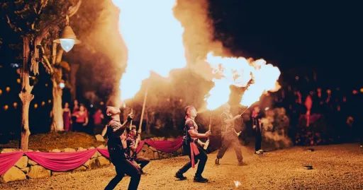 Image for article Unique Sarawak Bucket List: 8 Coolest Activities You Must Experience At Least Once!