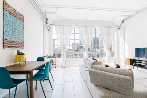 Image for article 8 Family-Friendly Airbnbs in Downtown, Los Angeles – Curated 2024