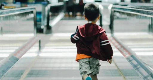 Image for article 8 Tips for Travelling with Children According to Flight Attendants