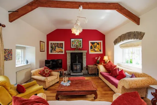 Image for article 8 Best Airbnbs in Kilkenny, Ireland – Curated 2024