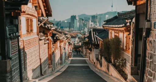 Image for article South Korea Steps Up Efforts to Safeguard Bukchon Hanok Village