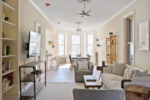 Image for article 10 Luxurious Airbnbs in Brooklyn, NYC Curated for Families in 2024