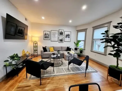 Image for article 10 Family Friendly Airbnbs in Downtown Boston, MA to Book in 2024