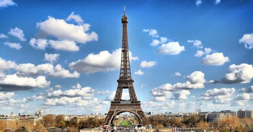 Image for article Eiffel Tower Ticket Price Increase Set to Roll Out in June