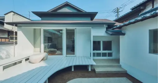 Image for article Minimalist Escape: MUJI Opens Airbnb on Japan’s Art Island, Teshima