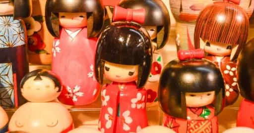 Image for article Shopping in Asia: Best Hidden Gems & Unique Souvenirs to Bring Home