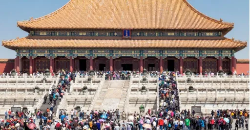 Image for article China Extends Visa-Free Trial for Malaysia and European Tourists