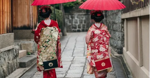 Image for article Gion Tourist Ban: Why Kyoto is Restricting Visitors to Its Popular Geisha District