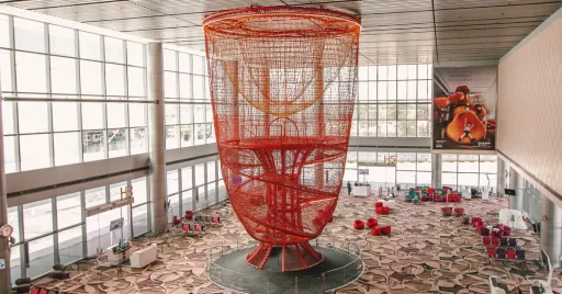 Image for article Changi Airport Slide Brings You Straight to Your Boarding Gate