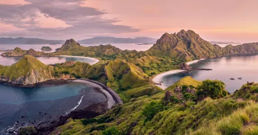 Image for article 10 Idyllic Islands in Indonesia to Visit Besides Bali