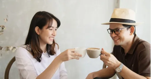 Image for article Solo Travel: How to Make Friends While Travelling Alone