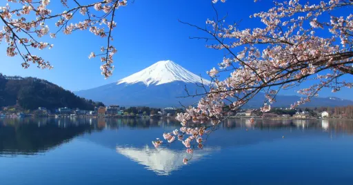 Image for article Japan to Implement Mount Fuji Climbing Fee Starting July 2024