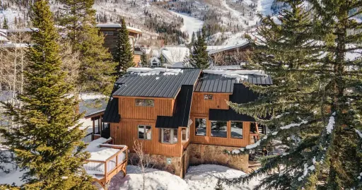 Image for article 15 Ski-In Ski-Out Colorado Retreats You Can Book on Airbnb