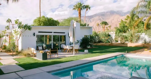 Image for article 10 Best Airbnbs in Palm Springs, California