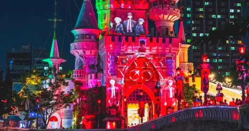 Image for article 10 Horror Theme Parks to Visit This Halloween