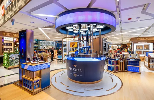 Image for article Martell Cordon Bleu Singapore Edition: The Ideal Travel Gift Out of Singapore