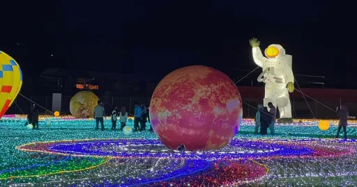 Image for article This Lights Festival in Malaysia Takes You Through an Evening Wonderland