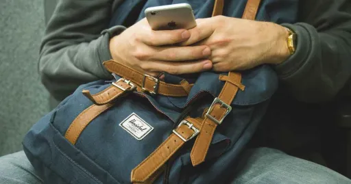 Image for article The Best Way to Avoid Roaming Charges While Abroad