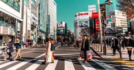 Image for article 10 Tips for Shopping in Tokyo, According to Locals and Frequent Travellers