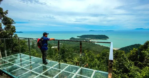 Image for article Gunung Arong: Your Best Hiking Experience in Mersing, Johor