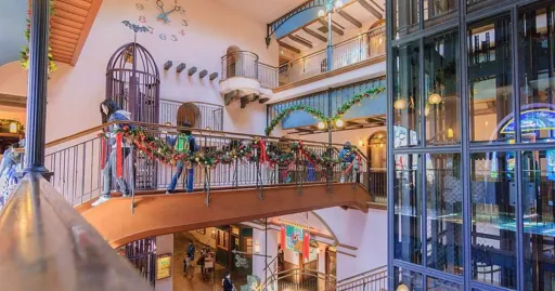 Image for article 10 Must-Visit Museums in Japan for Anime and Manga Fans