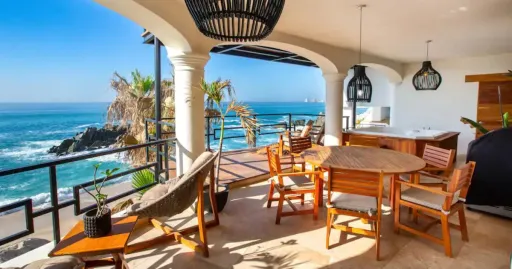 Image for article 12 Best Airbnbs in Cabo San Lucas for Your Next Mexican Holiday