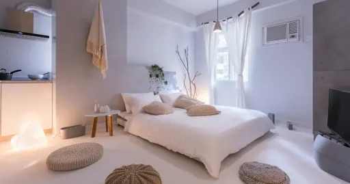 Image for article 10 Affordable Airbnb Apartments in Hong Kong for Budget Travellers