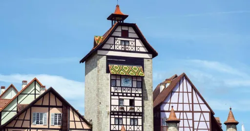 Image for article A Guide to Road Tripping Around Malaysia: How Long It’ll Take & Which States to Visit