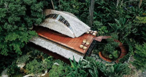 Image for article 10 Best Eateries in Phuket, From Cafes to Beachfront Restaurants