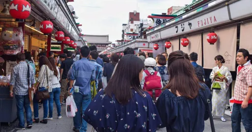 Image for article Everything That Went Wrong During My First Trip to Japan and South Korea