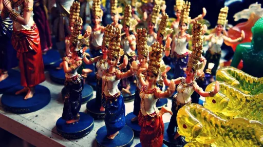 Image for article Philippine Souvenirs: 25 Trendy Gifts and Tokens to Take Home With You