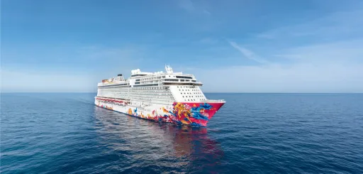 Image for article Resorts World Cruises Debuts With Newly Reopened Genting Dream Ship 