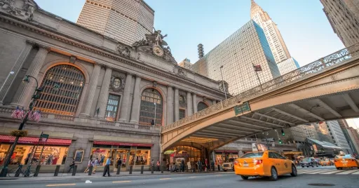 Image for article A New Jollibee Store Is Opening Near Grand Central Terminal in NYC