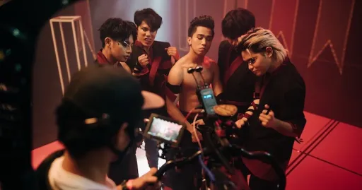 Image for article SB19 Sets Longest-Running Record at No. 1 for 7 Weeks on Billboard Hot Trending Songs Chart