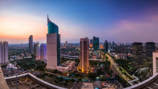 Image for article 12 Things to Do in Jakarta: Top Tourist Attractions, Underrated Spots & Exciting Tours