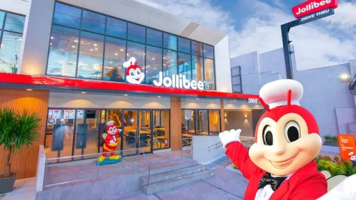Image for article Jollibee Manager Shares Goodbye Note of Loyal Customer Diagnosed With Cancer