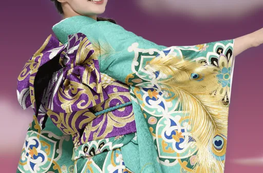 Image for article This Studio in Japan Rents Out Disney-Themed Kimonos!