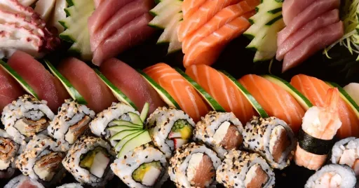 Image for article What’s Inside the Olympic Village Dining Hall? These Athletes Show Us!