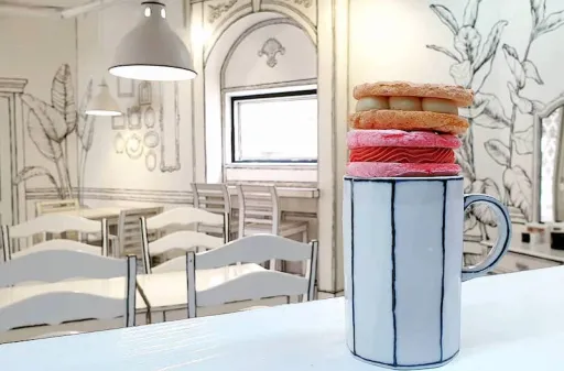 Image for article Korea’s Greem Cafe Looks Straight Out of a Cartoonist’s Notebook!