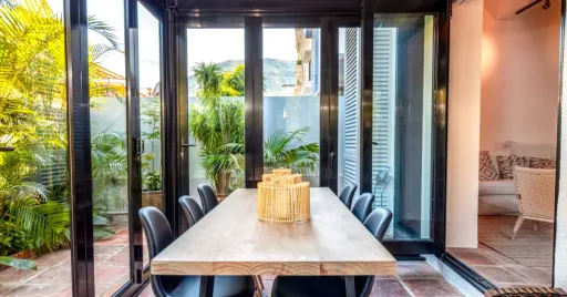 Image for article 10 Chic Airbnbs in Hong Kong for a Trendy Getaway