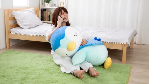 Image for article This Piplup Plushie the Height of a Tiny Human Is Available for International Orders!