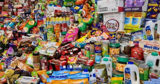 Image for article 10 Iconic Singapore Snacks Locals Recommend You Try