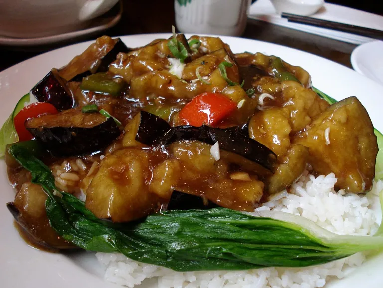 Lazy but Tasty: 12 Asian Recipes You Can Cook Using One Pot