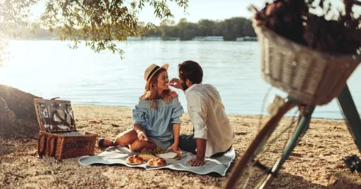 Image for article 14 Cute Clothing Items for Your Next Picnic Chic OOTD
