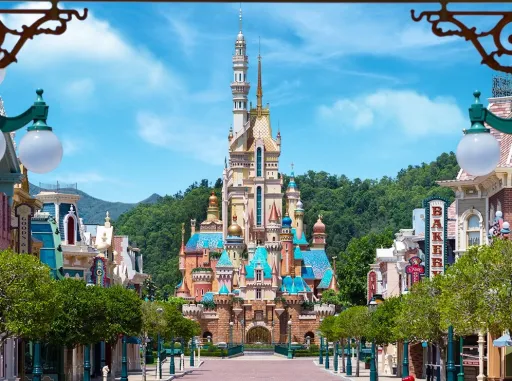 Image for article Hong Kong Disneyland to Open the Castle of Magical Dreams!