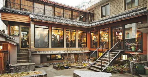 Image for article Top 10 Cafes in Seoul for the Best Pastries & Baked Treats