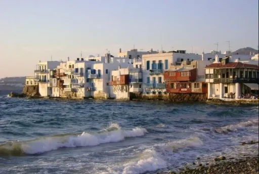 Image for article Greece 10D Itinerary: Witness the Magic of Athens, Santorini, and Mykonos!