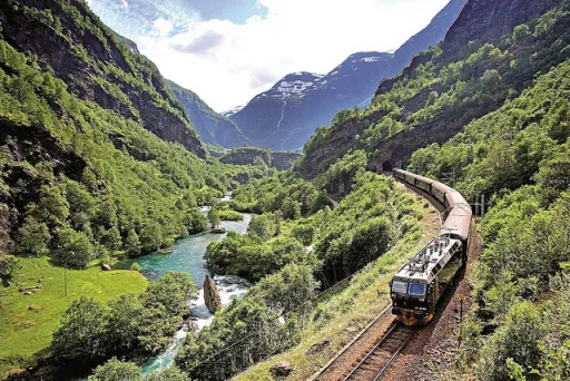 Image for article My Journey on Norway’s Incredible Flåm Railway
